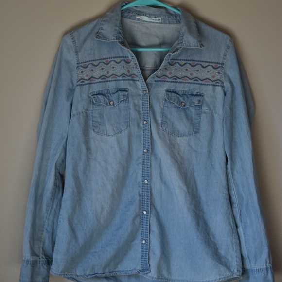 MAURICES Denim Design Button-Down Shirt - Picture 2 of 6